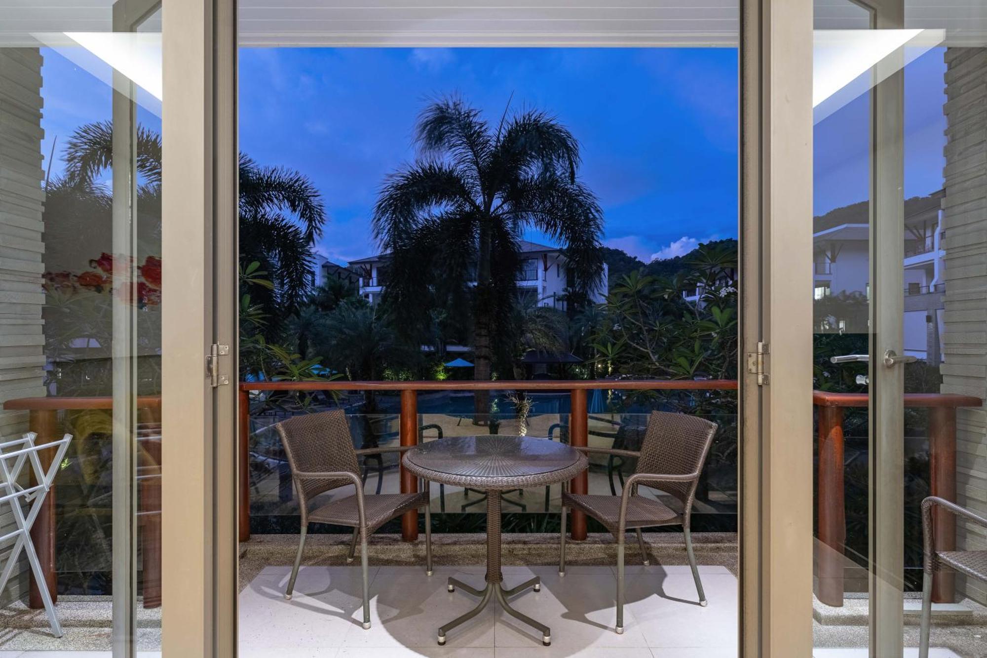 Beachfront Luxury 2 Bdr Apartment By Indreams, Naithon Beach Exterior foto